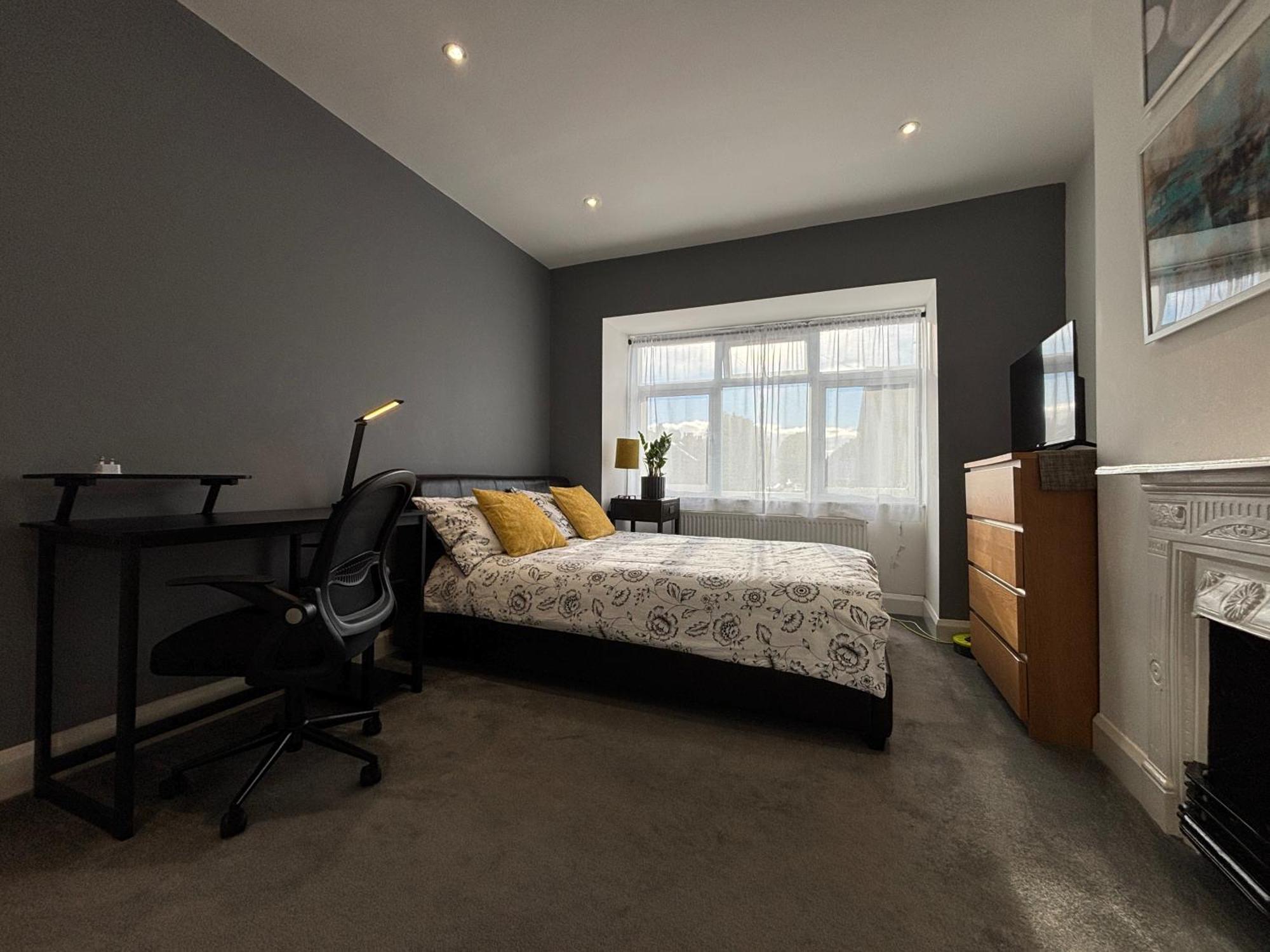 Entire House Floor Perfect For Couples & Freelancers - Available For Single Too Hotel London Ngoại thất bức ảnh